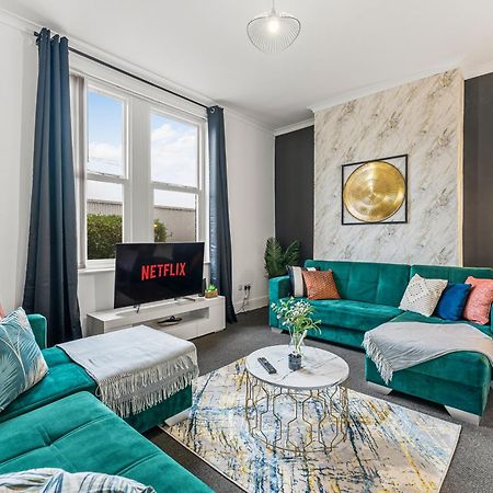 20 Percent Off! Stylish Sheffield Abode Sleeps 12 Apartment Exterior photo