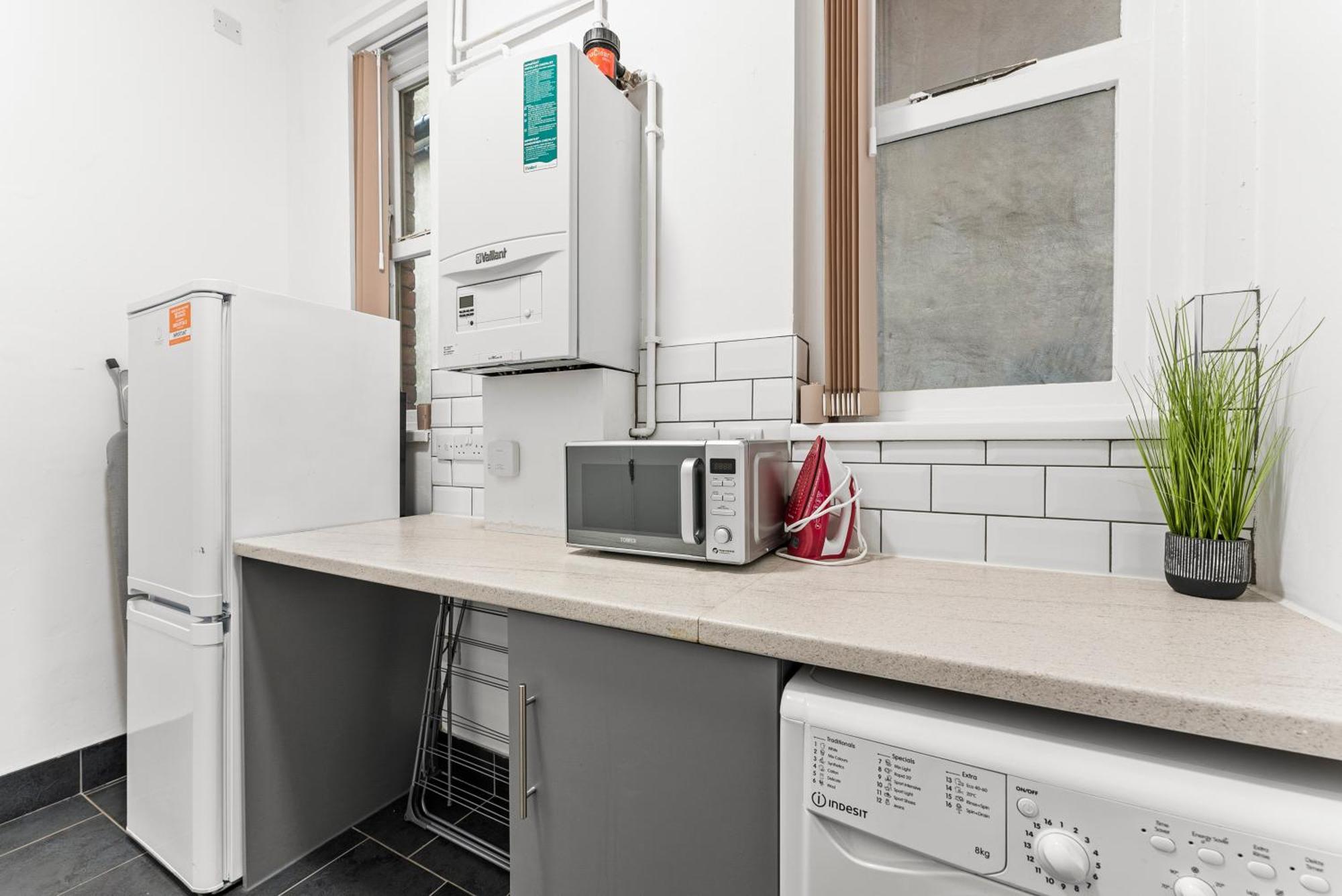 20 Percent Off! Stylish Sheffield Abode Sleeps 12 Apartment Exterior photo