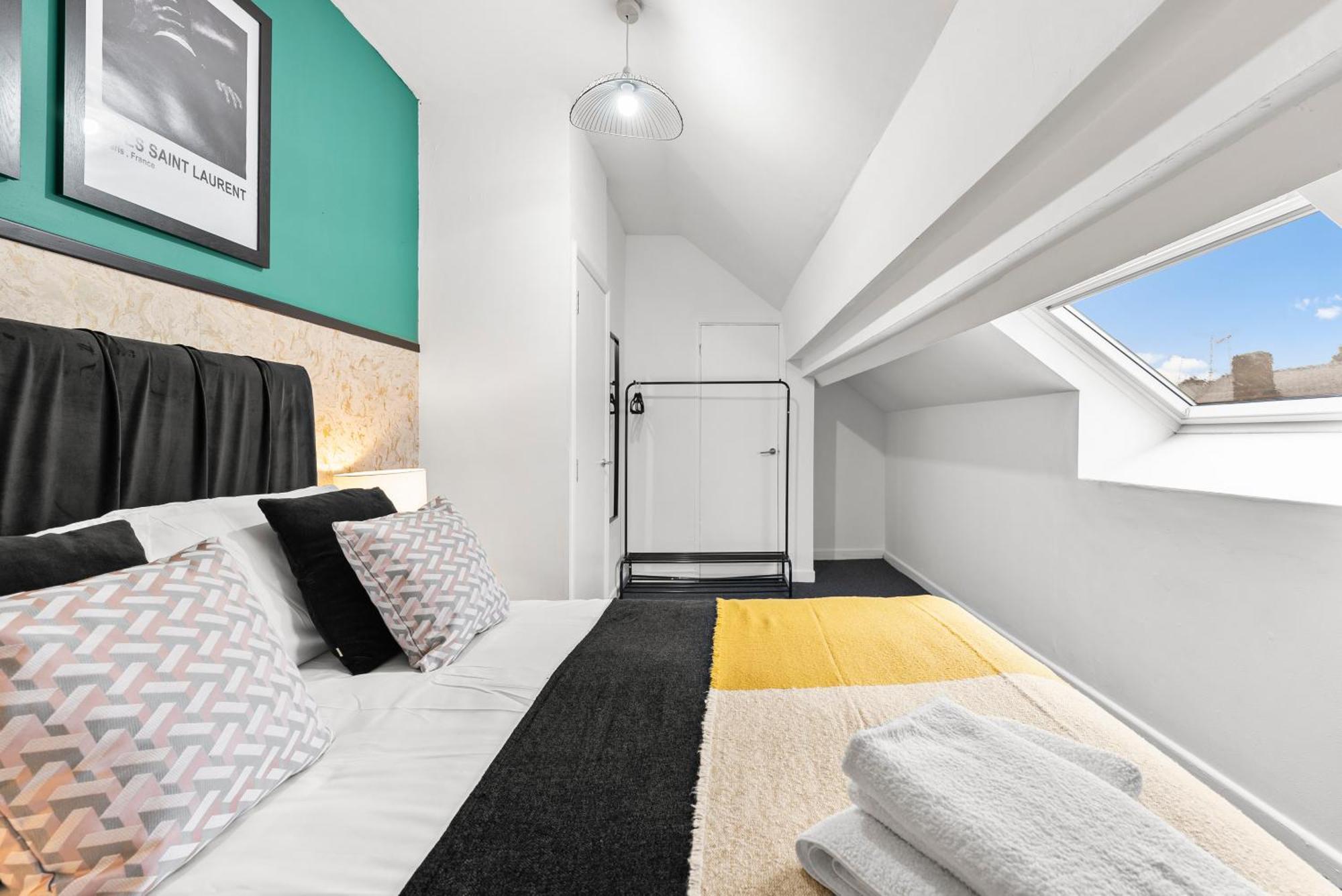 20 Percent Off! Stylish Sheffield Abode Sleeps 12 Apartment Exterior photo