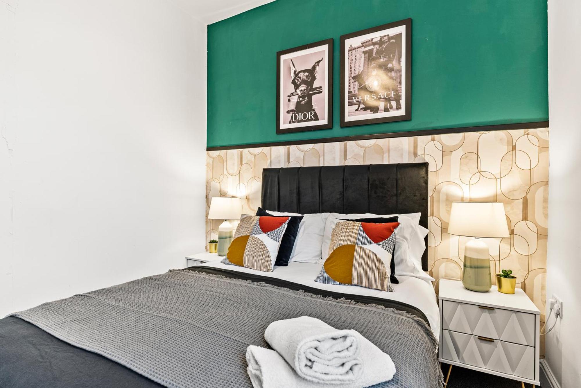 20 Percent Off! Stylish Sheffield Abode Sleeps 12 Apartment Exterior photo