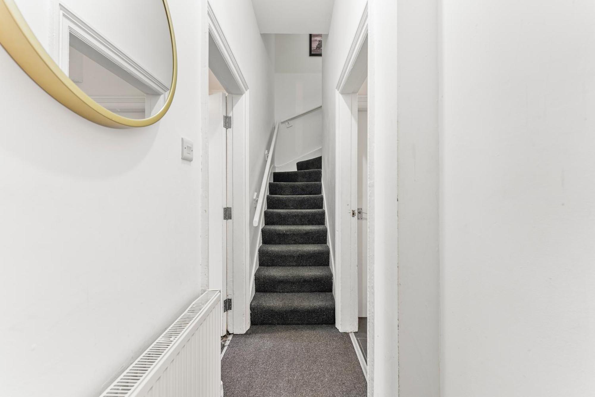 20 Percent Off! Stylish Sheffield Abode Sleeps 12 Apartment Exterior photo