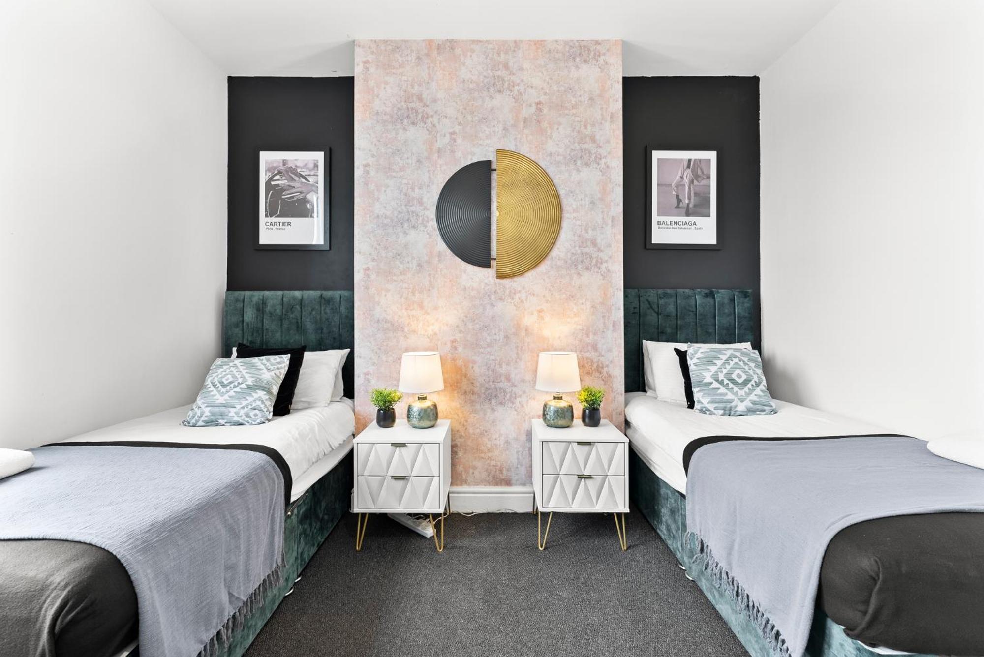 20 Percent Off! Stylish Sheffield Abode Sleeps 12 Apartment Exterior photo