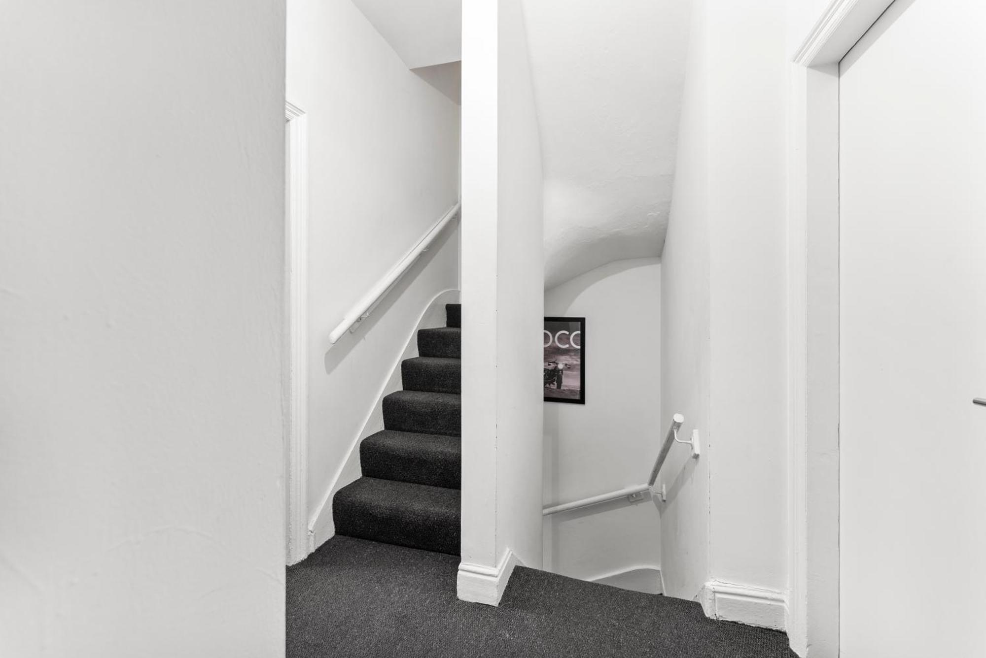 20 Percent Off! Stylish Sheffield Abode Sleeps 12 Apartment Exterior photo