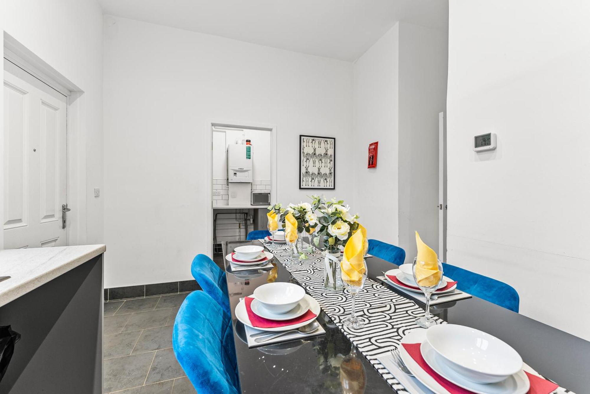 20 Percent Off! Stylish Sheffield Abode Sleeps 12 Apartment Exterior photo