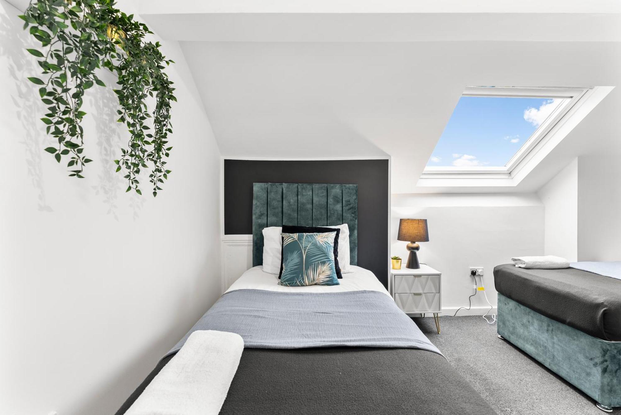 20 Percent Off! Stylish Sheffield Abode Sleeps 12 Apartment Exterior photo